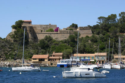 Rade de Port Cros et Fort du Moulin