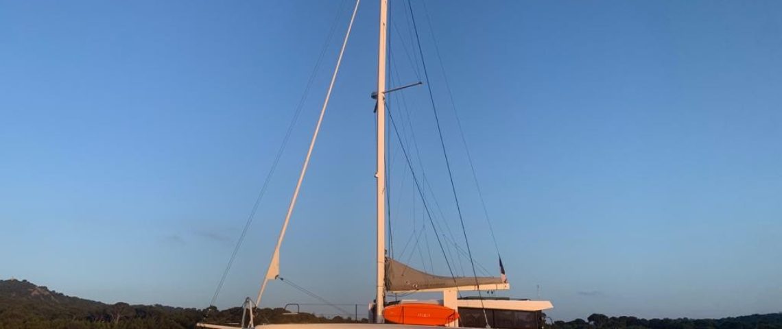 Windelo 54 Yachting au coucher du soleil